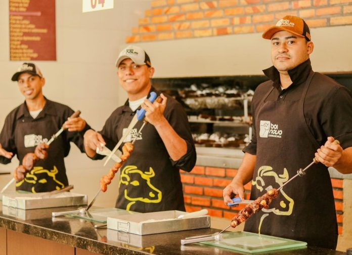 churrascaria-alimenta-populacao-carente-projeto-flor-de-janeiro